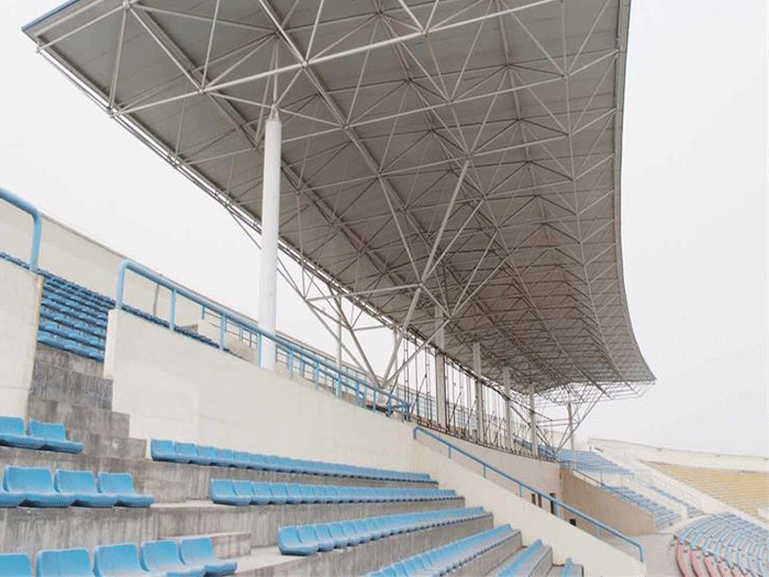 图们四小体育馆网架